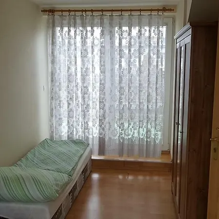 Apartmany Racianska Apartment