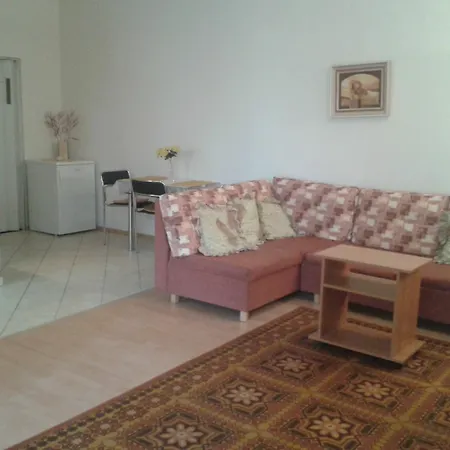 Apartman Racianska *